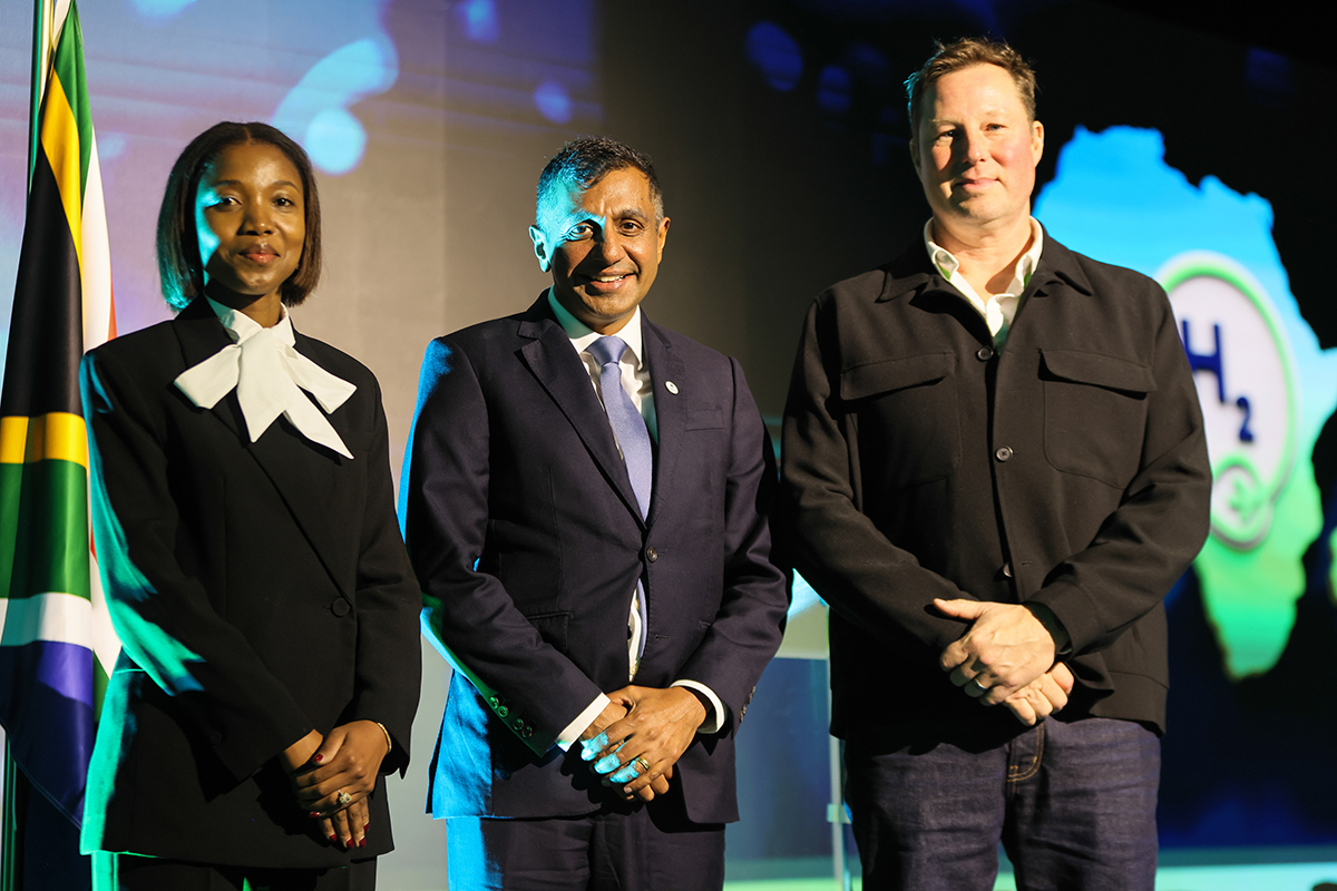 From left to right: Thabile Makgala, Executive Vice President: People, Risk, SHE and Corporate Affairs at Sasol; Dr Sarushen Pillay, Executive Vice President: Business Building, Strategy and Technology at Sasol; and Chester Foster, Executive: Antarctica Operations at White Desert, at the launch of the Sustainable Aviation Fuel partnership between Sasol and White Desert.
